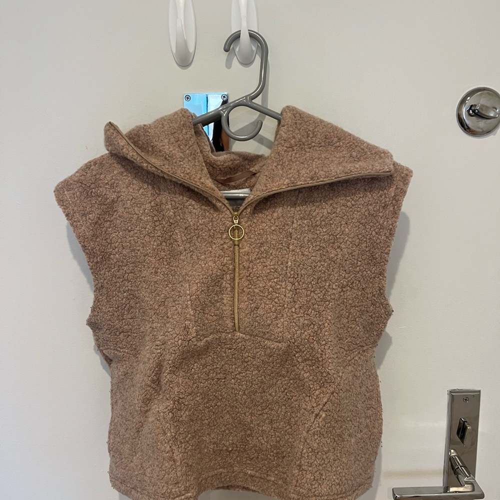 Women's Tan Fleece Vest